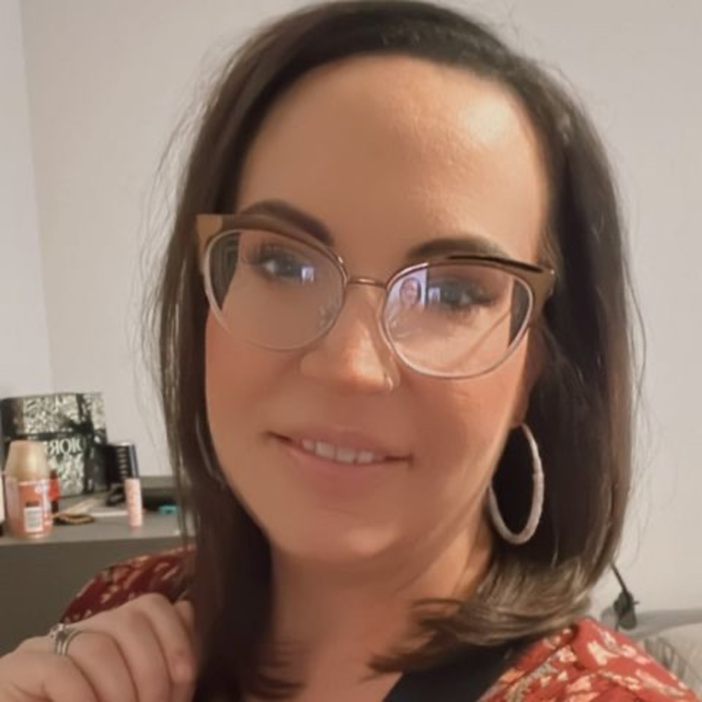 Meet your Posher, Nickey